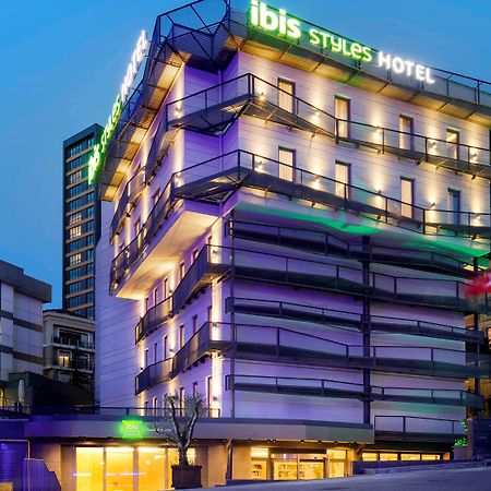 Hotel Ibis Styles Istanbul Atasehir Esterno foto