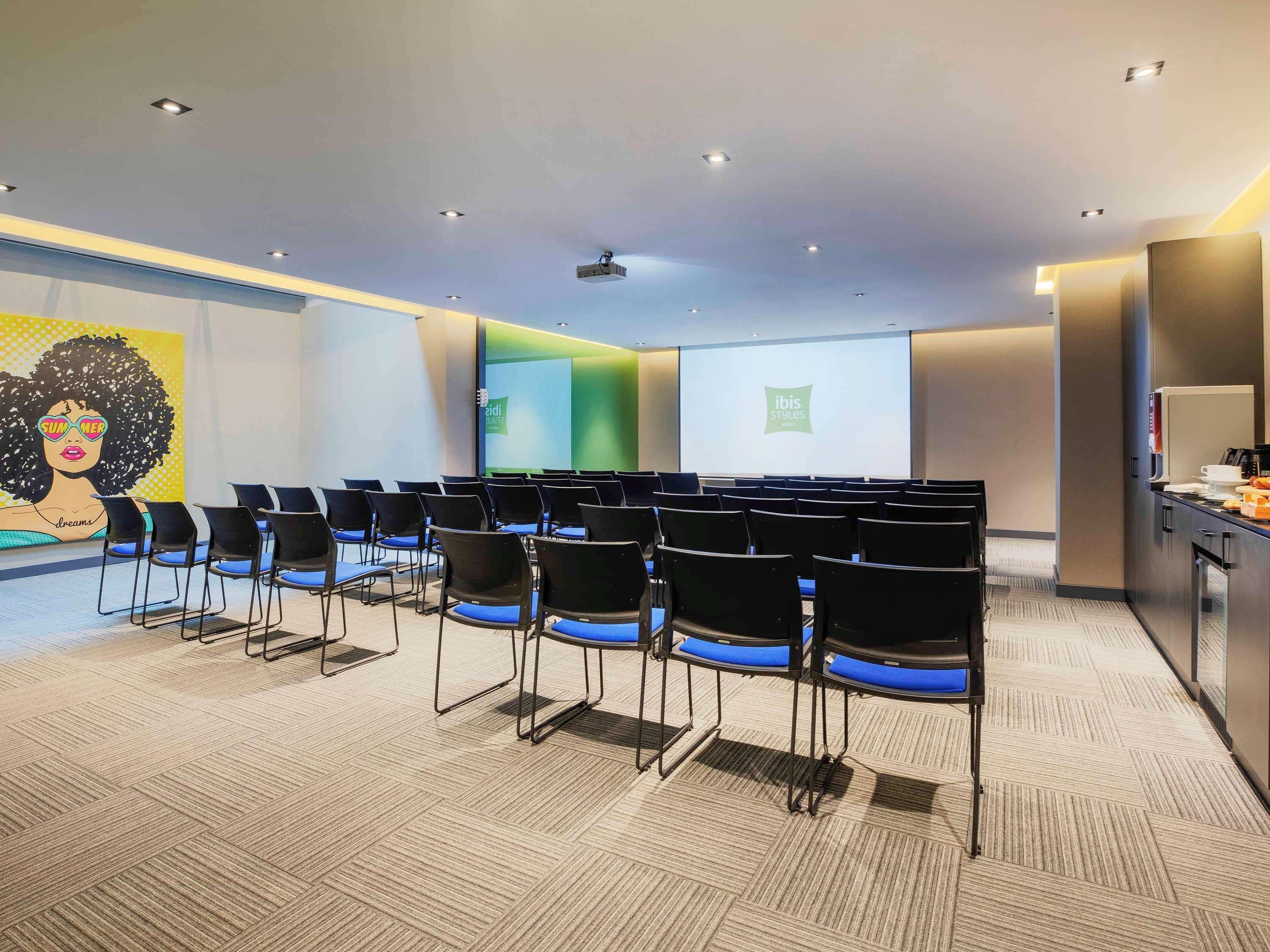 Hotel Ibis Styles Istanbul Atasehir Esterno foto