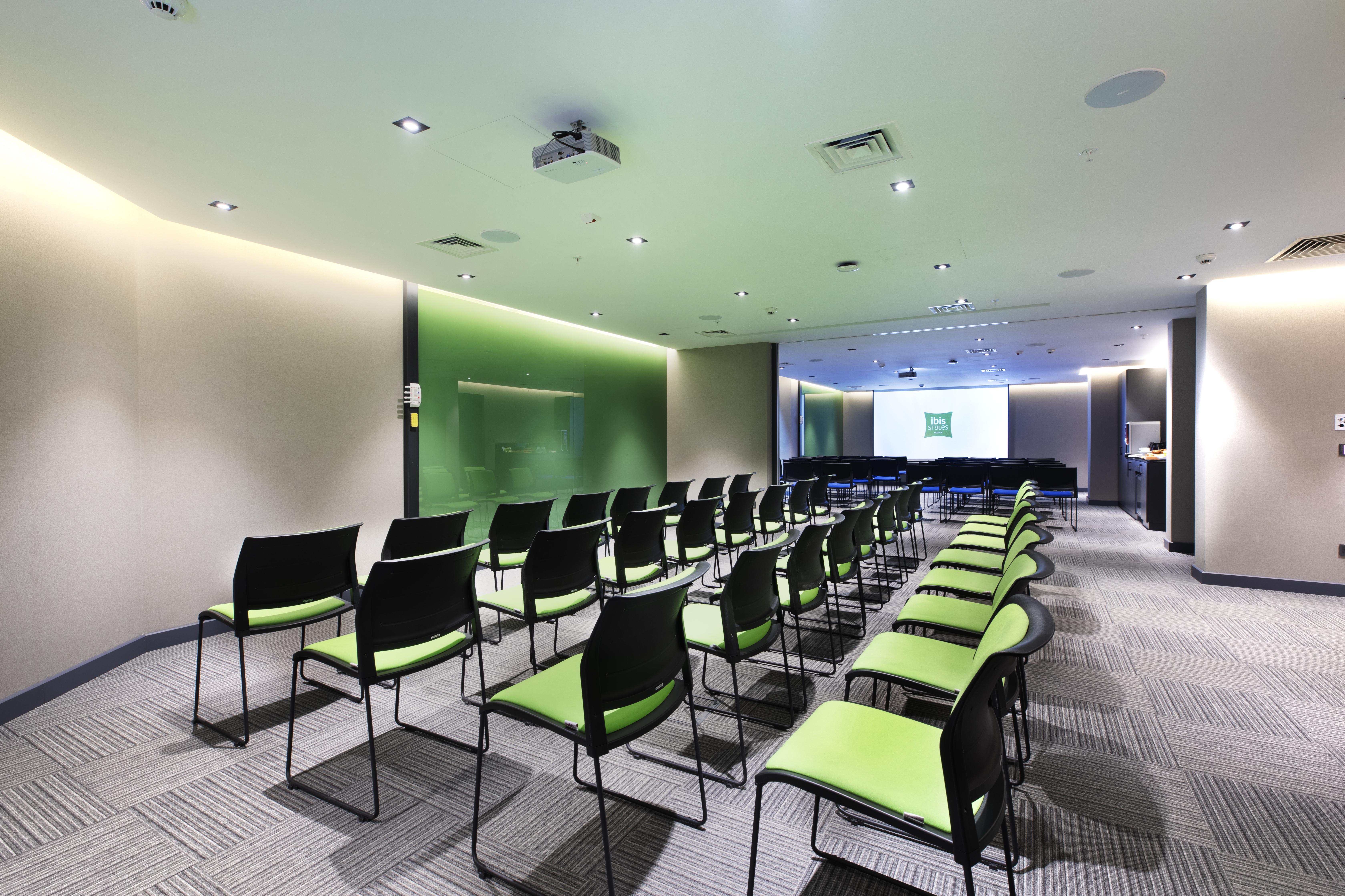 Hotel Ibis Styles Istanbul Atasehir Esterno foto