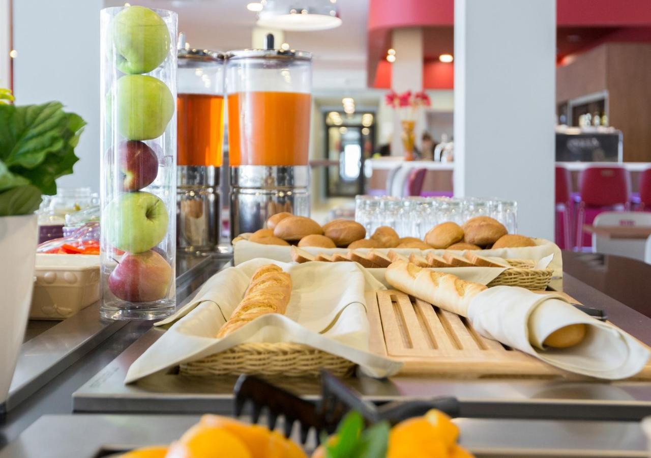 Hotel Ibis Styles Istanbul Atasehir Esterno foto